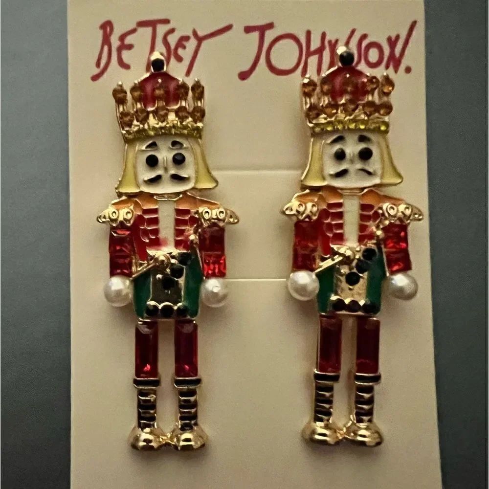 ♥️🎉🎉🎉HOST PICK 🎉🎉🎉Betsey Johnson NEW festive Nutcracker earrings 🎉🎉🎉 ♥️
